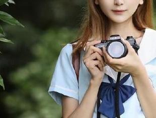 绮梦摄影 – 图库里的月月姐姐：精选写真让你眼睛一亮，还不快来看看？.txt