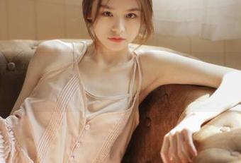美媛馆 – 深入探秘Cris_卓娅祺的美图图集，她的秘密一次看个够！.txt