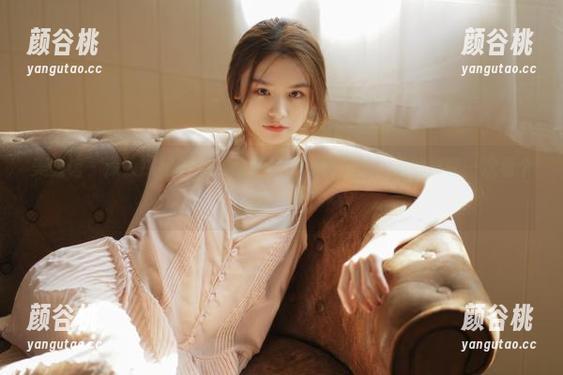 美媛馆 - 深入探秘Cris_卓娅祺的美图图集，她的秘密一次看个够！.txt