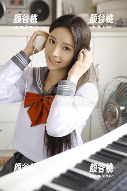 美媛馆 - 静谧白色：于大乔无圣光写真作品图片全览.txt