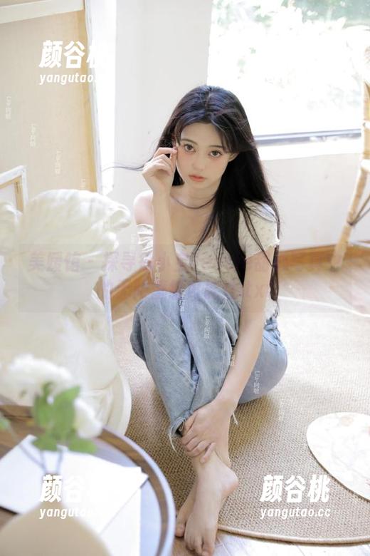 美媛馆 - 探寻徐小宝Jessie甜心写真中的无限壁纸可能性.txt
