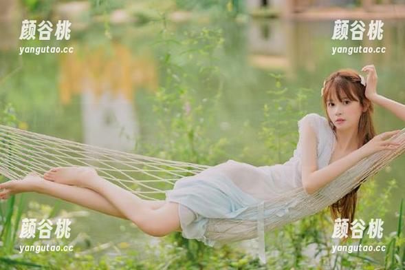 微密圈 - 揭秘“美邵女Baby”灰丝写真原图，助你领略她独特的风格与魅力之道！.txt