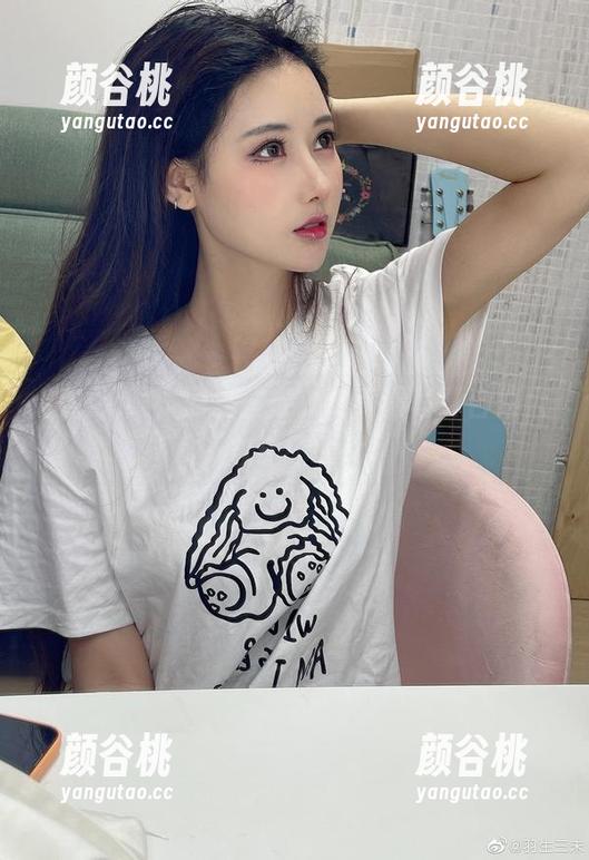 魅力无限，羽生三未少女高清写真合集大放送！.txt