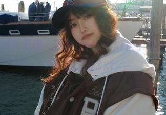 完美高清图片呈现，脱尾巴Mizuki水手服为你演绎青春的浪漫.txt