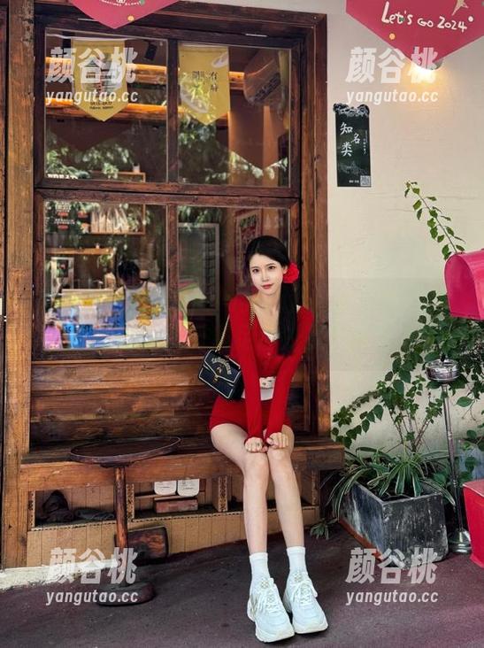 艾拉·isla 微密圈 - 艾拉·isla红色万人迷极致写真合集,独特资源满足你的视觉需求.txt