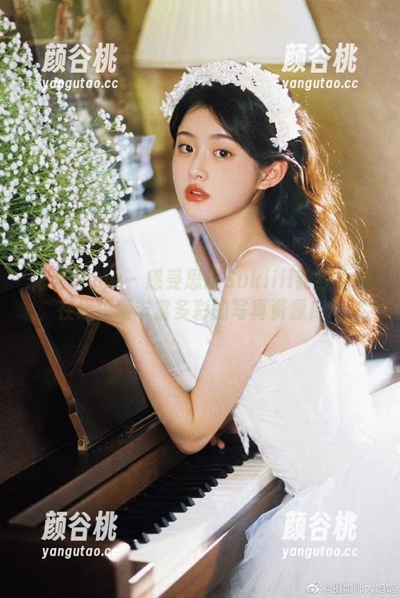 花漾show - 感受思淇Sukiiii豹纹之魅，在线探索丰富多彩的写真资源库.txt