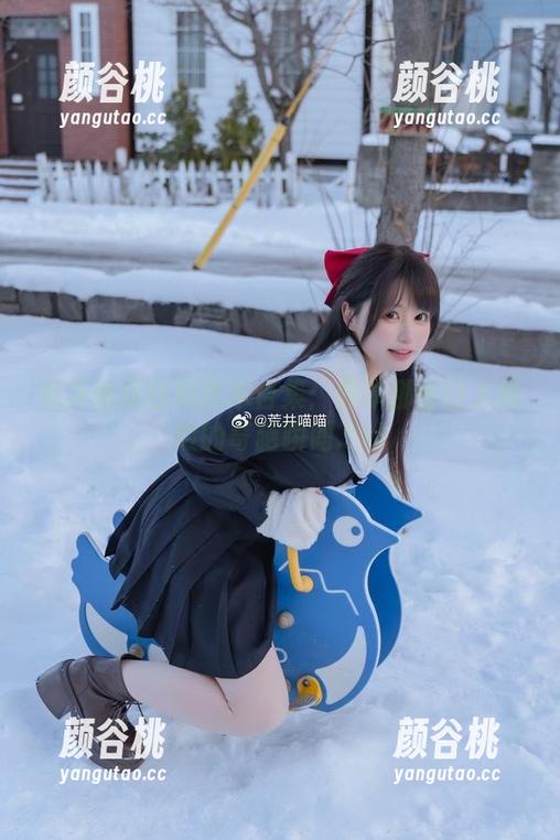 荒井喵喵自拍艺术合集：分享那些让人喷饭的奇葩瞬间.txt