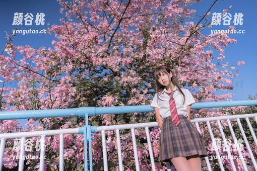走进萌芽儿o0的高清写真世界，林中少女的魅力无法抵挡！.txt