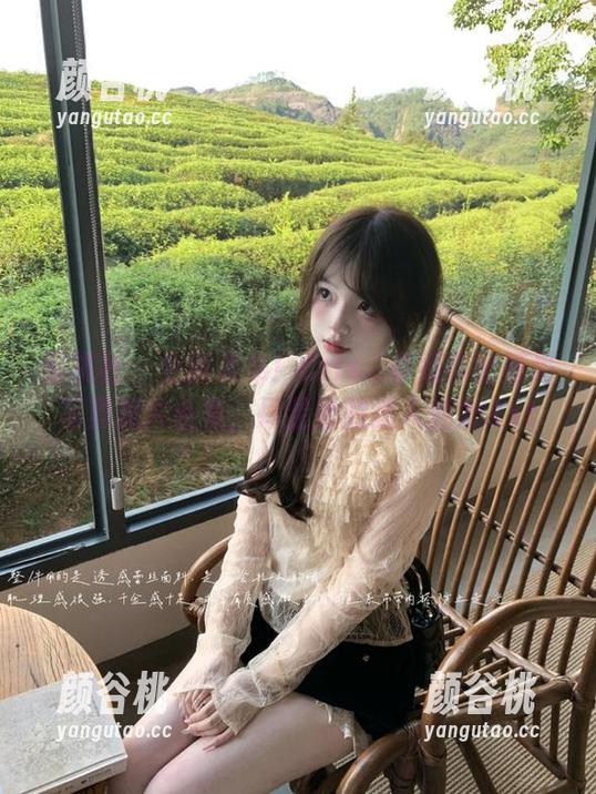 蜜桃社 - 全新发布！Cris_卓娅祺比基尼写真照片合集，尽显她的迷人魅力.txt