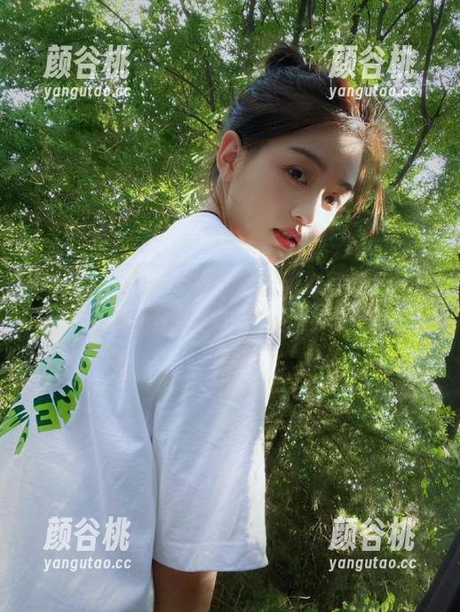 蜜桃社 - 佩琦Pinky晒出甜心写真，分享她的摄影技巧与心得.txt