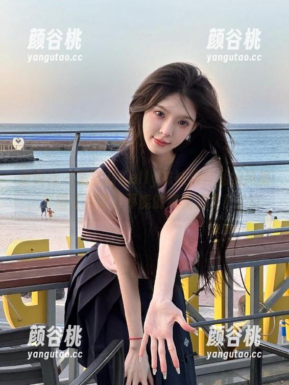 蜜桃社 - 吴凯莉Kelly妹妹独特私拍风格，套图让你欲罢不能的视觉盛宴！.txt
