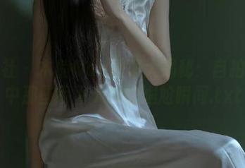 蜜桃社 – 木楠Nan图集大揭秘：自拍资源中那些不为人知的尴尬瞬间.txt