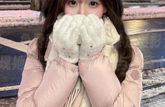 蜜桃社 – 免费获取真希的裸足摄影资源，发现她独特的摄影风格与创意.txt