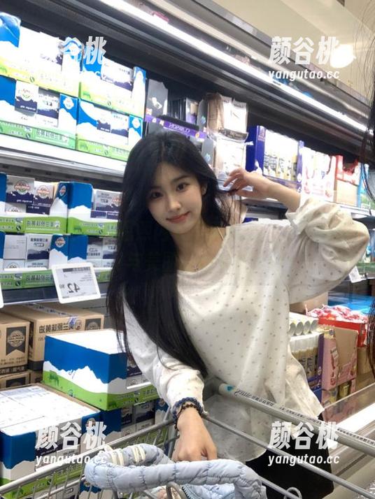 蜜桃社 - 韩恩熙内衣写真套图，点燃你对时尚与美丽的新幻想.txt
