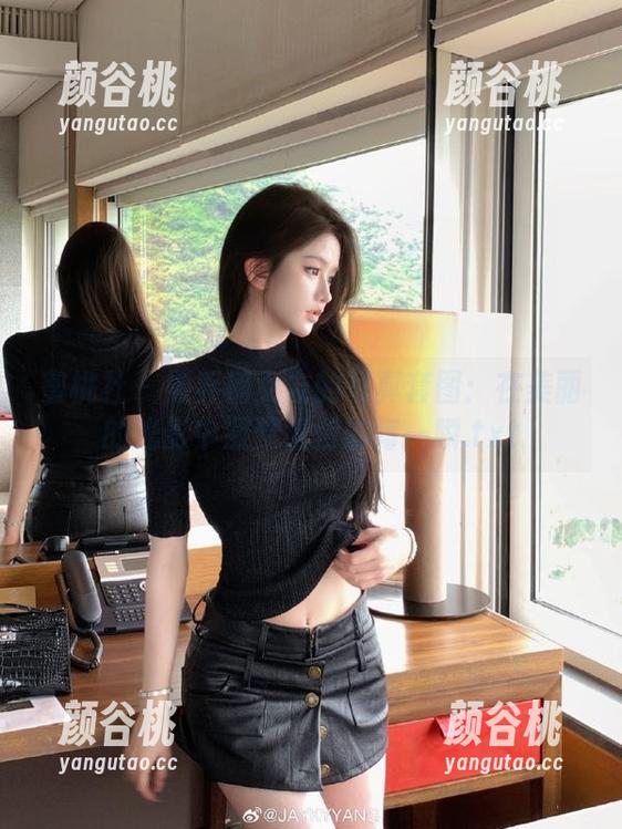 蜜桃社 - 顾乔楠女友的写真套图：在美丽的光影中凝聚爱情的每一瞬.txt