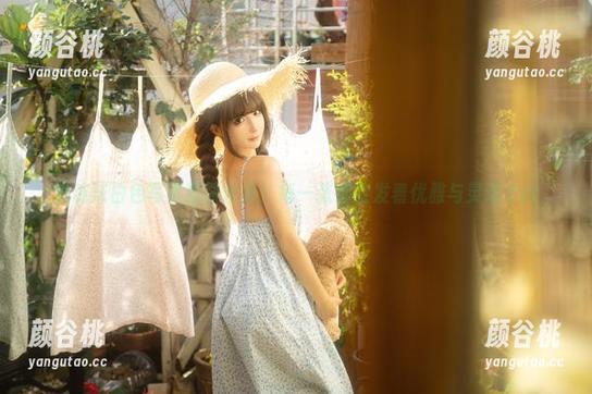 蠢沫沫白色写真原图合集：每一张都散发着优雅与灵动.txt