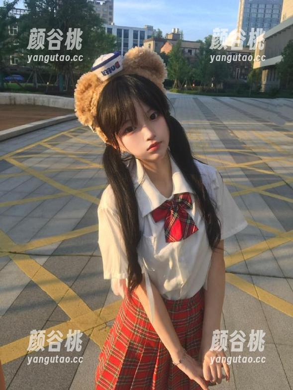袜涩 - “思甜”校园写真，引领你探索独特图包，感受青春的心跳.txt
