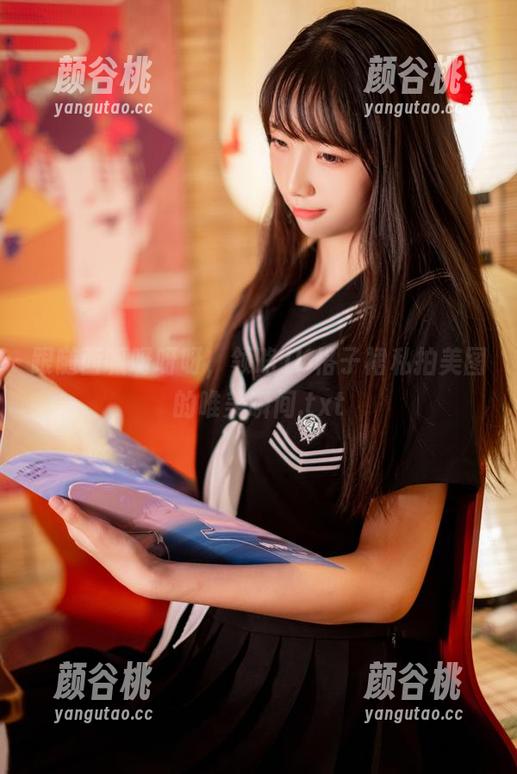 跟随西呱呀呀呀，领略JK格子裙私拍美图的唯美瞬间.txt