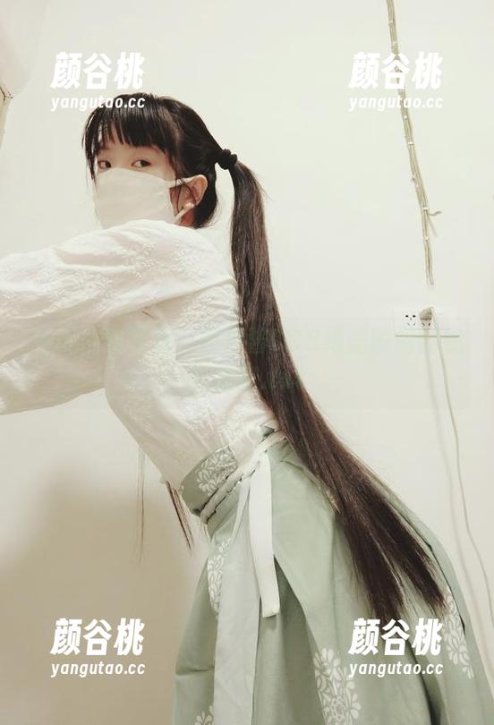 拍摄白丝写真：西尔酱COS绝美瞬间的视觉盛宴.txt