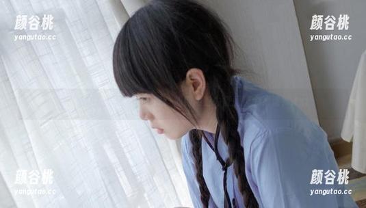 西尔酱的比基尼写真分享：如何用魅力征服整个海滩？.txt