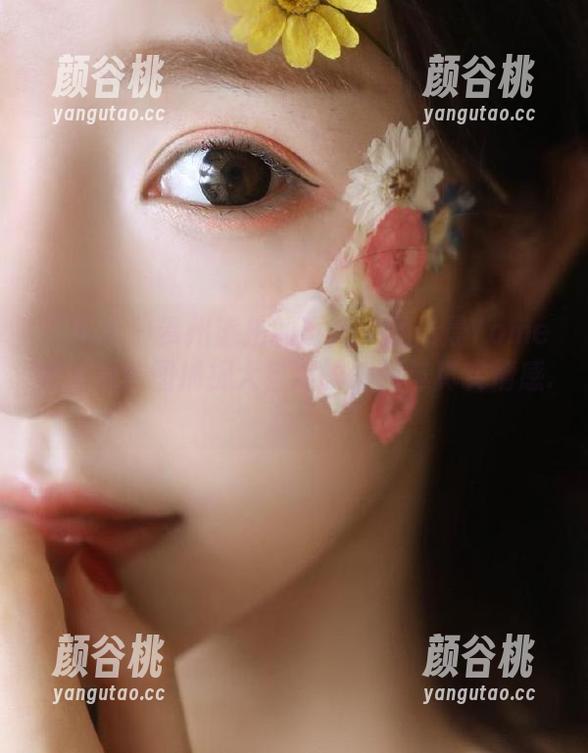 语画界 - 贵州旅拍的诱惑：杨晨晨Yome无圣光套图捕捉大自然的细腻与真实情感.txt