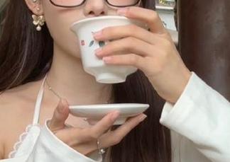 微密圈 – 快来围观！轩子巨2兔的妲己作品集，给你带来美与搞笑的双重震撼！.txt
