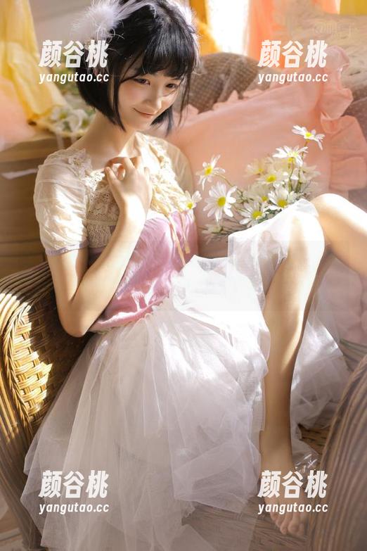 微密圈 - 追寻轩子巨二兔女王的美图，感受她独特的写真艺术氛围与风格。.txt
