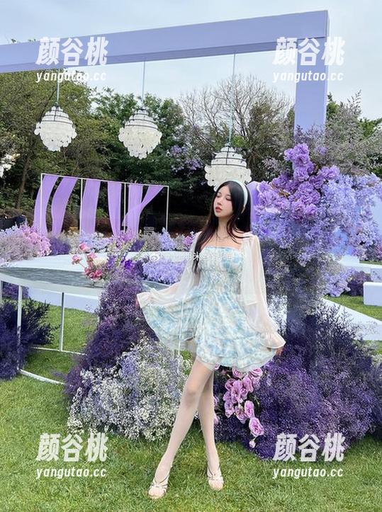 解锁过期米线线喵的粉色睡衣，网盘内有她的最新写真作品！.txt