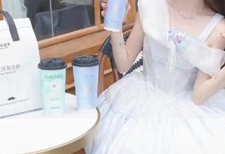 微密圈 – 关注迷人的五姨太，和服美图更新，让你感受穿越时光的优雅.txt