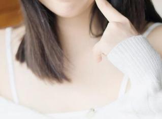 青丘女神 – 用心观看娜娜的女孩写真，品味每一张背后的情感！.txt