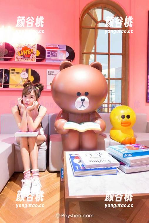 青豆客 - Ann尤美短裙魅力写真合集，体验不一样的壁纸风格与美感.txt