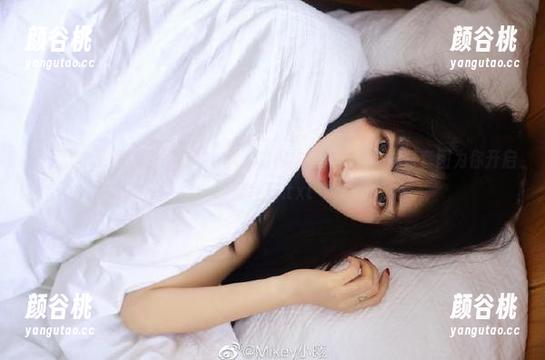 青豆客 - 尽情渴望可儿Kayen的棉袜写真合集，独特套图为你开启新世界.txt