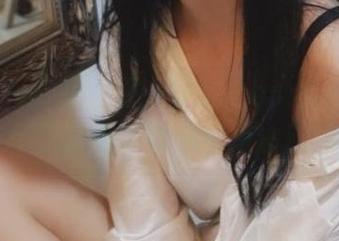 青豆客 – 清凉一夏！岑苑之barbiebaby泳装写真图册带你感受海边风情.txt