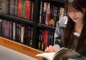 青豆客 – 沉浸在无圣光美图中：程彤颜的双马尾写真让人念念不忘.txt