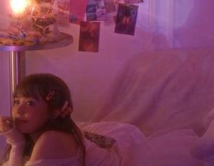 青豆客 – 苏糯米全套写真分享：网袜下的丝滑与柔美令人陶醉.txt