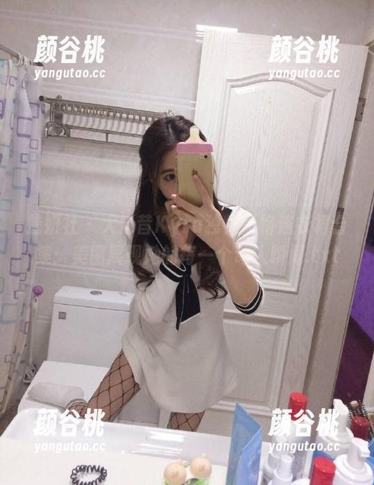 魅妍社 - 大奶昔Kyra独特风格连衣裙合集：美图展现她的每一个动人瞬间.txt