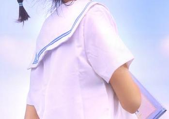 魅妍社 – 哇塞！易阳Silvia的高清壁纸居家写真，完美装饰你的墙面.txt