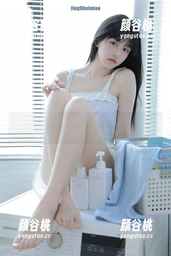 魅妍社 - 观看陈雅漫VICKY女王写真，不看绝对后悔的视觉盛宴.txt